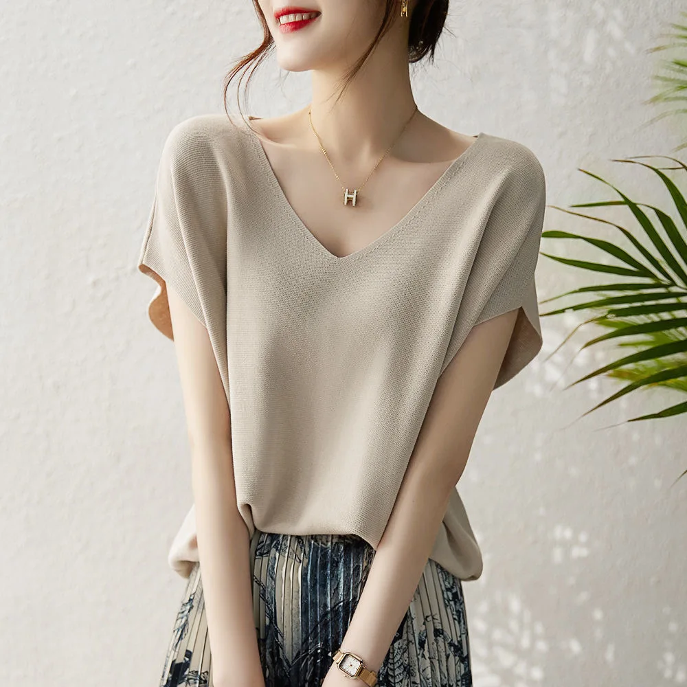 Women Summer Ice Silk T Shirts Casual V Neck Short Sleeve Batwing Sleeve Thin Comfortable Ladies Loose T Shirts