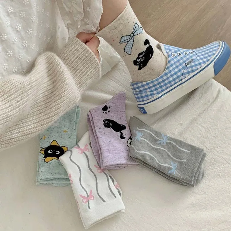 5 Pairs Women's Autumn Winter Socks Cartoon Cute Cat Bow Design Sense Solid Color Simple Fashion Socks Funny Thick School Style