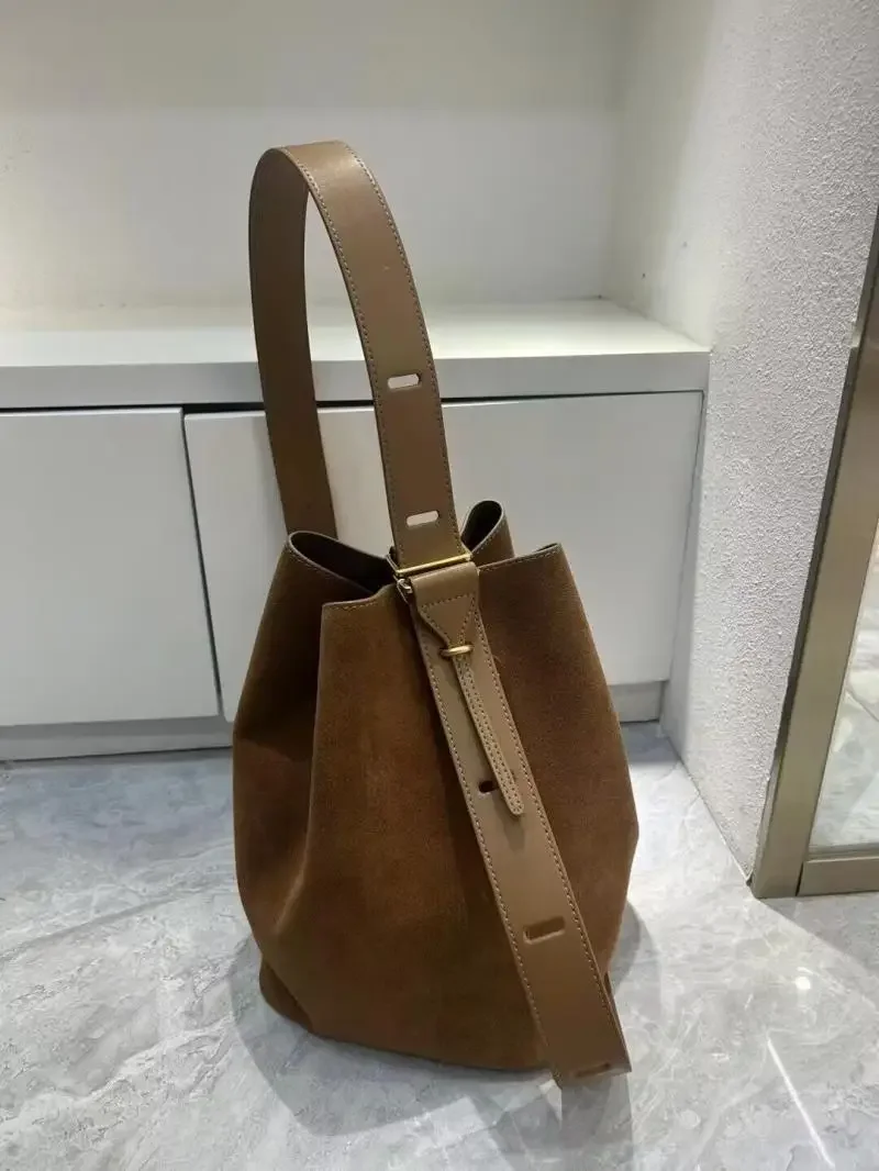 New Genuine leather women\'s shoulder cross luxury designer bag head layer frosted cowhide female handheld underarm bucket bag