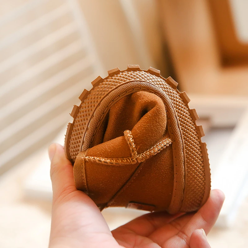 أحذية شتوية للأطفال لعام 2025 أحذية شتوية للأولاد مضادة للانزلاق أحذية شتوية للبنات أحذية أميرات منخفضة الجودة أحذية أطفال ناعمة دافئة 26-34