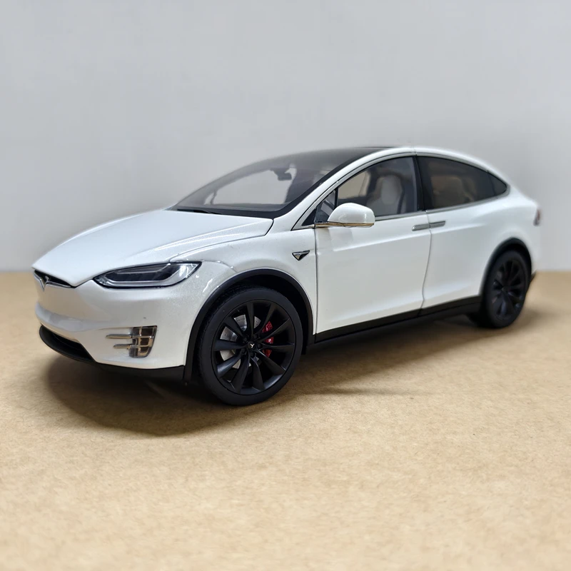 

Diecast 1:18 Scale TESLA MODEL X Gull-wing Door SUV Alloy Car Model Collectible Toy Gift Souvenir Display Ornament