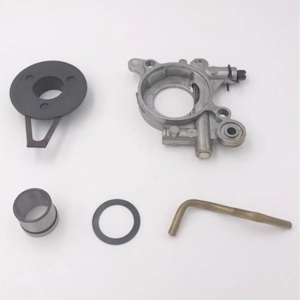 Saw Lubrication Pump Chainsaw Oil Pump Replacement Pump Assembly Kit High-grade Materials Optimal Lubrication Easy Installation