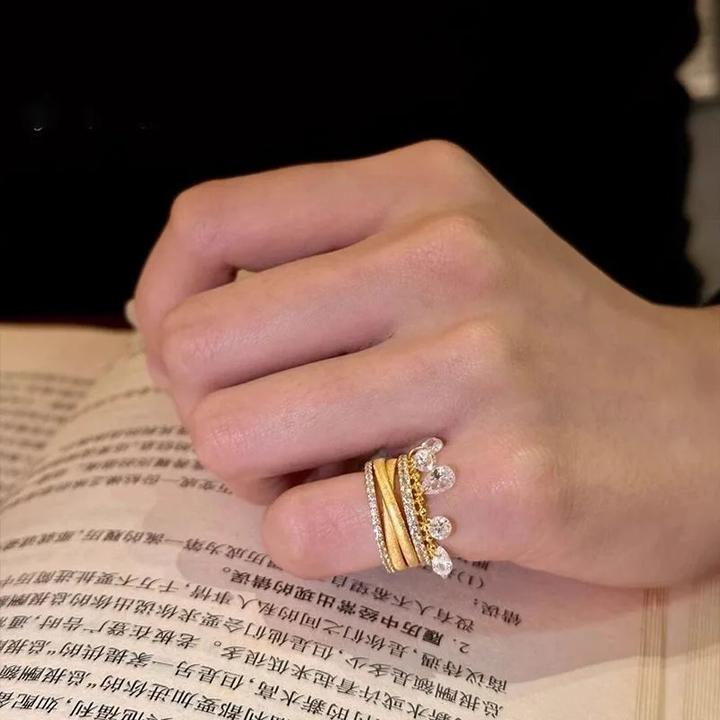 

Кольцо с золотыми кисточками в форме капли, женское, в средневековом стиле, легкое роскошное, высококачественное, ретро, многослойное, с кисточками, матовое, для указательного пальца