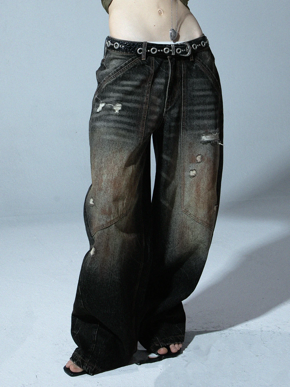 DoublePunch Original Heavy Duty Distressed Mud Dye Low Waist Loose Fit Knife  Jeans Women's Retro Style Thick Denim