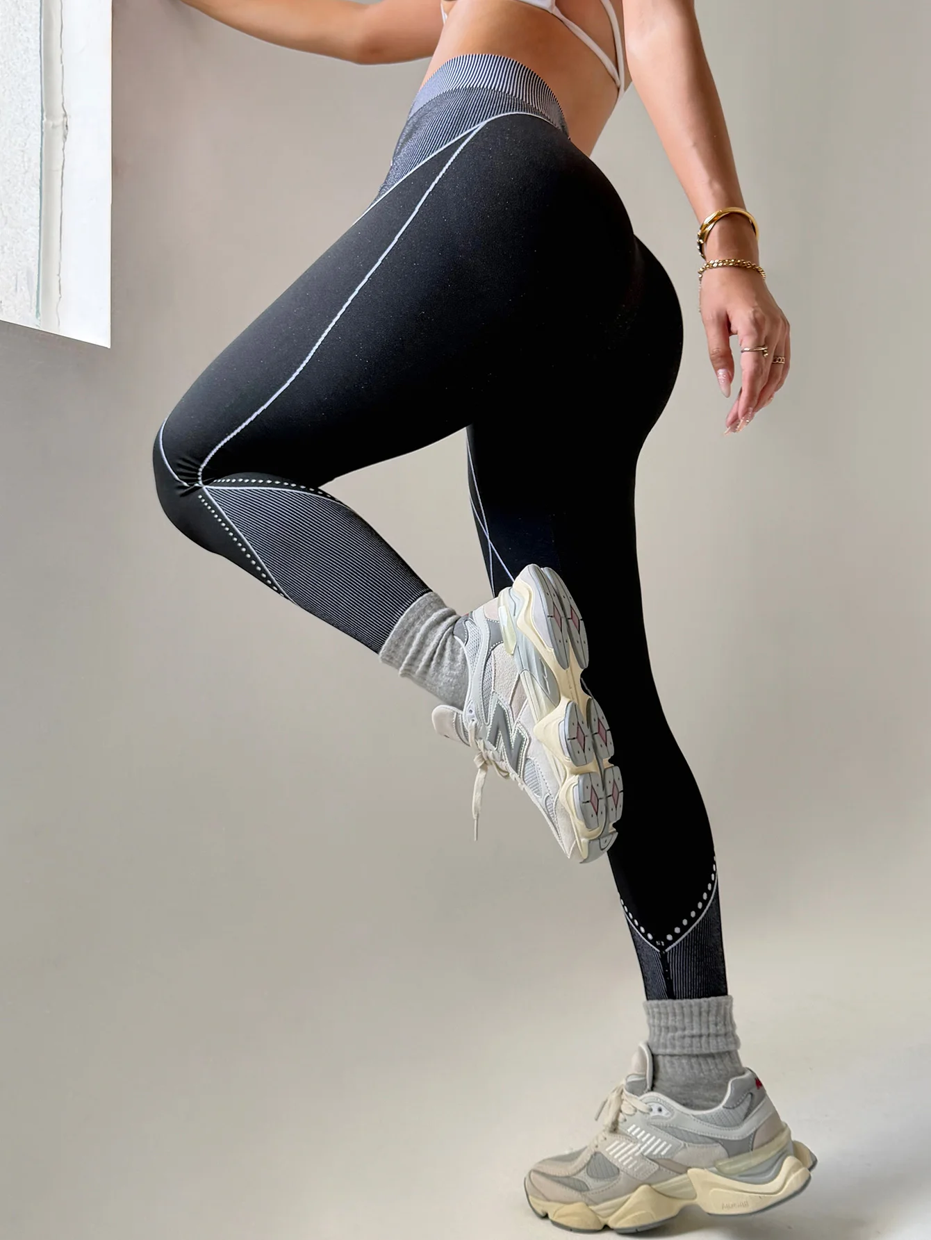 Nahtlose Yoga-Hose für Damen, Sport-Leggings mit hoher Taille, Laufsport-Fitness-Hose