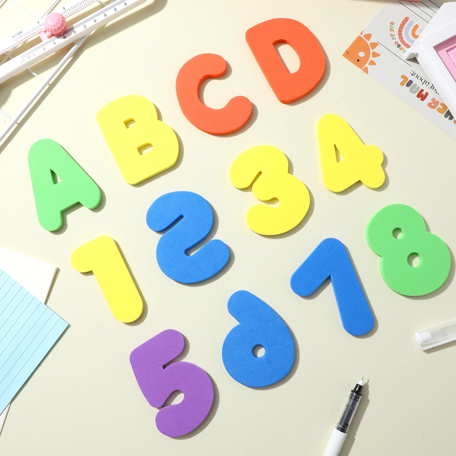 36 個のアルファベットと数字のバスおもちゃ子供用フォームステッカー教育用浴槽ゲーム学習パズル子供用 DIY 楽しいセット