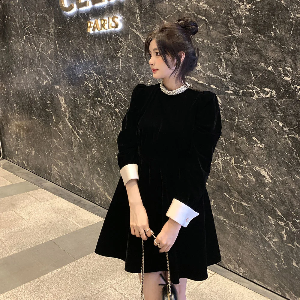 Spring New Korean Mini Princess Dress Ladies Temperament Pearl O Neck Black Velvet Dress Mujer Elegant Pretty Women\'s Dresses
