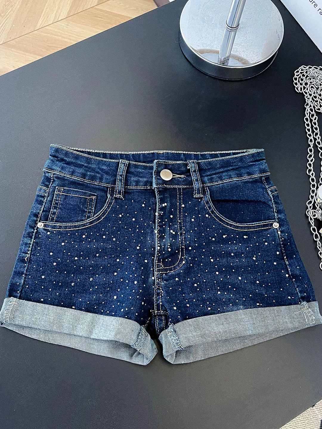 Sexy Low Waist Denim Shorts Women's Summer Elastic Fringed Tummy Control Hot Pants Flared Legs Straight Cut Casual Style