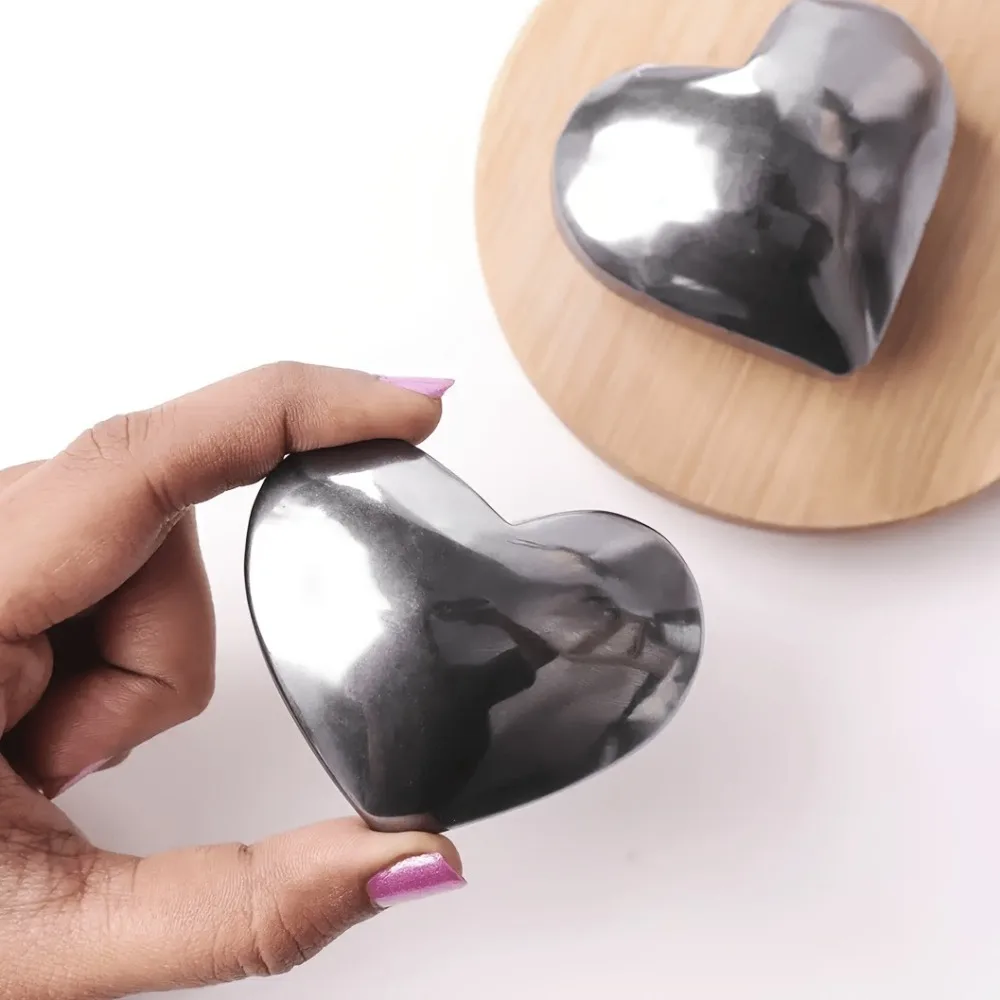 Natural Terahertz Heart Decorative Supply Featuring Suitable for Collectors and Educational Purposes