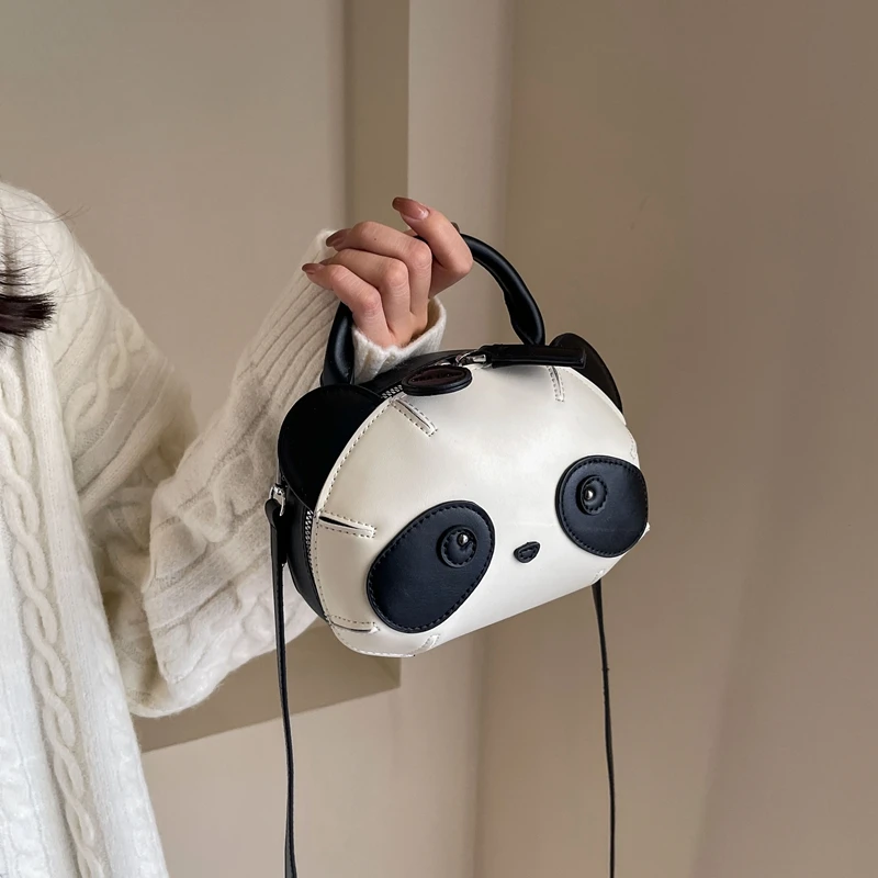 

Weekend Style Crystal Purse Women Multifunctional Shoulder Bag Leisure Time For Relaxation Periods