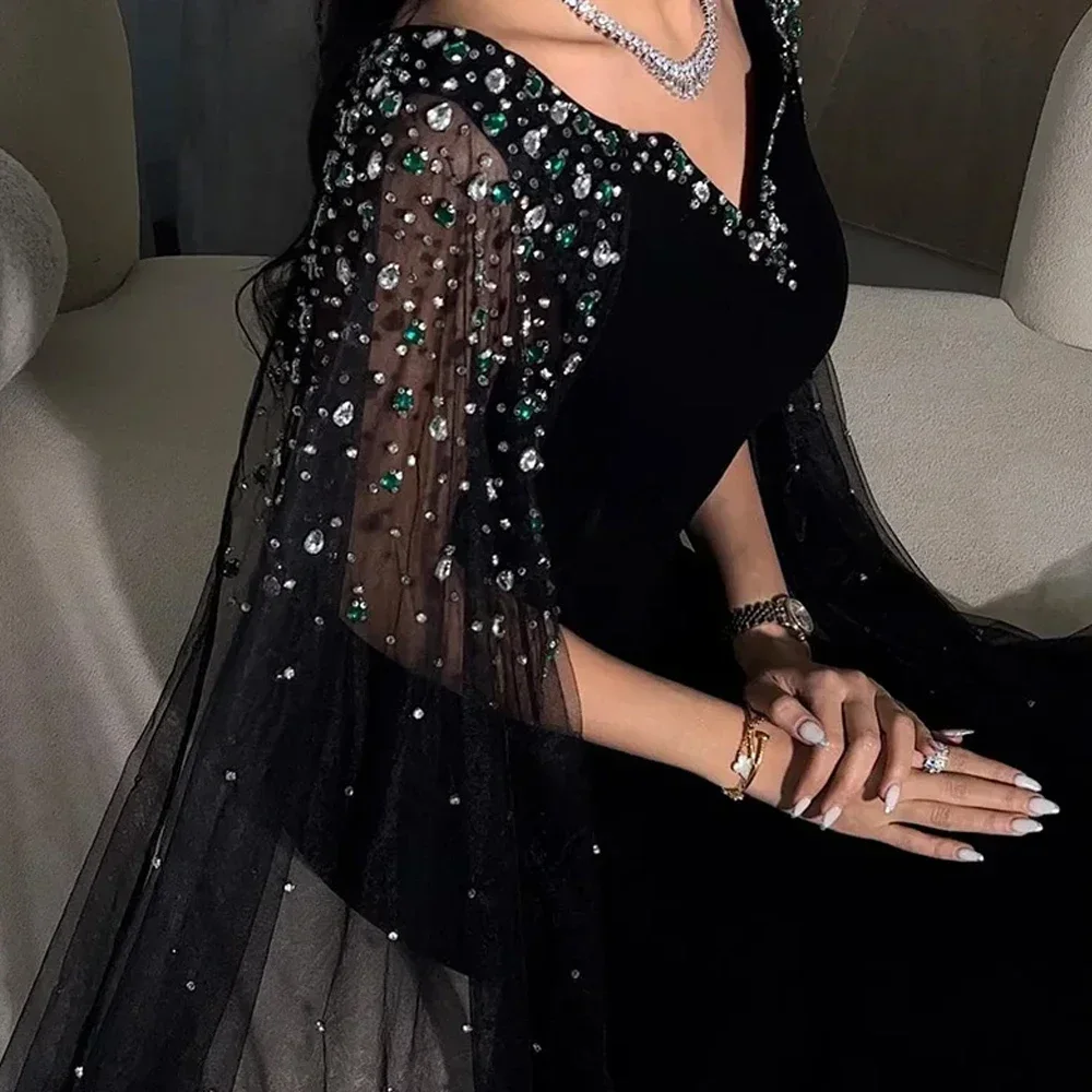 Customized Evening Dresses Luxury Saudi Arabia Beading Formal Occasion Dresses Mermaid V-Neck Long Evening Beading Long Dresses