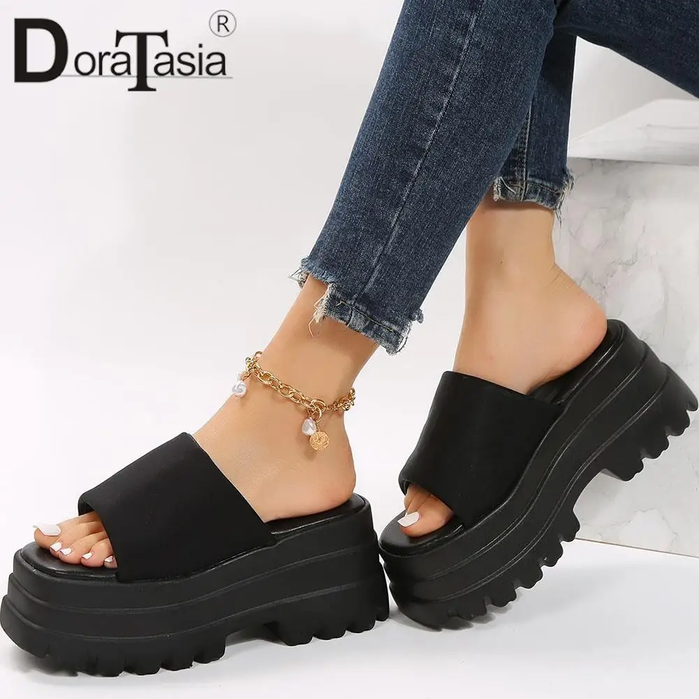 Luxury Brand New Ladies Platform Summer Slippers Fashion Wedges High Heels women's Slippers Casual Party Beach Shoes Woman