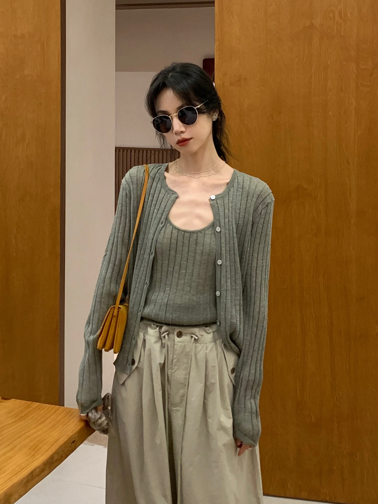 

BRIVIN Grey Green Striped Knitted Two-Piece Set Women's Summer New Style Sun Protection Fashion White Enhancing Top