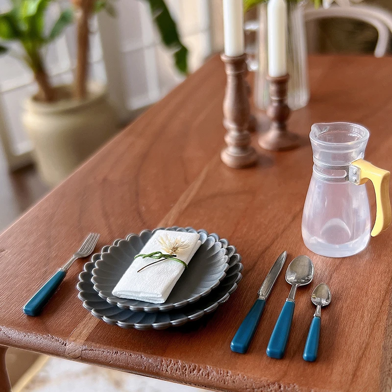 Mini ustensiles de cuisine pour maison de poupée, huit pièces, modèle d'accessoires, Mini Simulation couteau, fourchette cuillère, mobilier de Restaurant