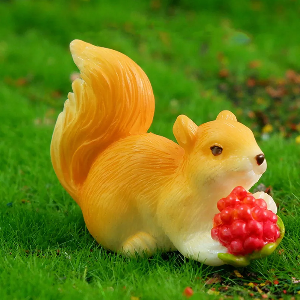 8Pcs Tiny Squirrel Resin Figurines for Potted Plants Fairy Garden Decor Outdoor Micro Landscape DIY Decoration Charming Garden