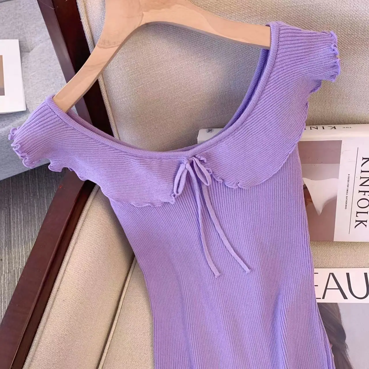 フリルニットストラップレスミニドレス女性のセクシーなレースアップパープルストレッチかぎ針編みボディコンクラブパーティーミニドレス Vesitdos