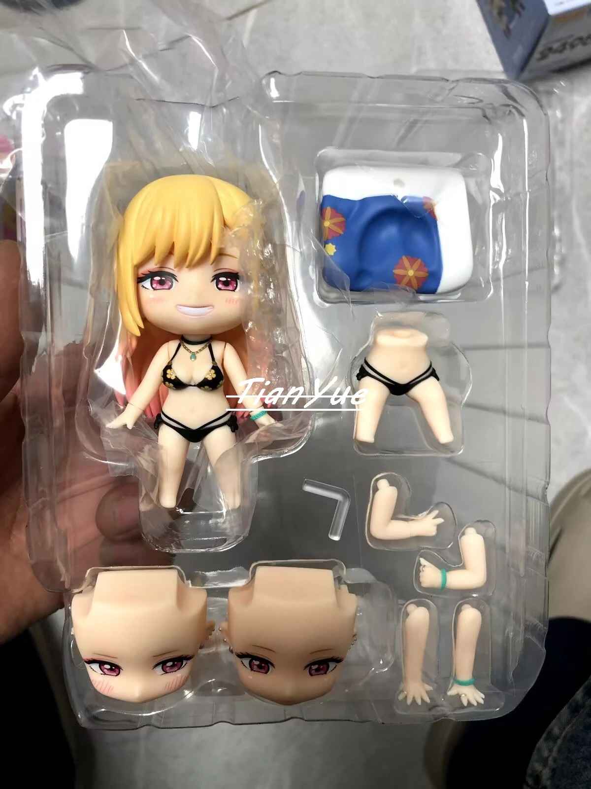 Annime Kitagawa Marin 2433 versión de traje de baño figura de niña linda muñeca de PVC modelo juguetes decoración de coche 10cm