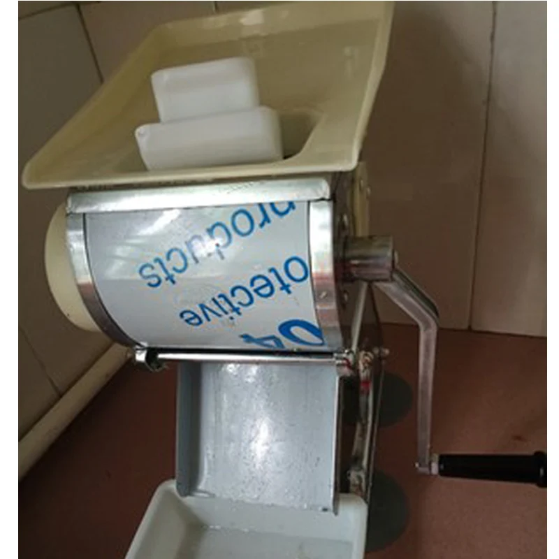 ماكينة تقطيع اللحوم اليدوية بتصميم جديد 2025 ماكينة تقطيع اللحوم من الفولاذ المقاوم للصدأ