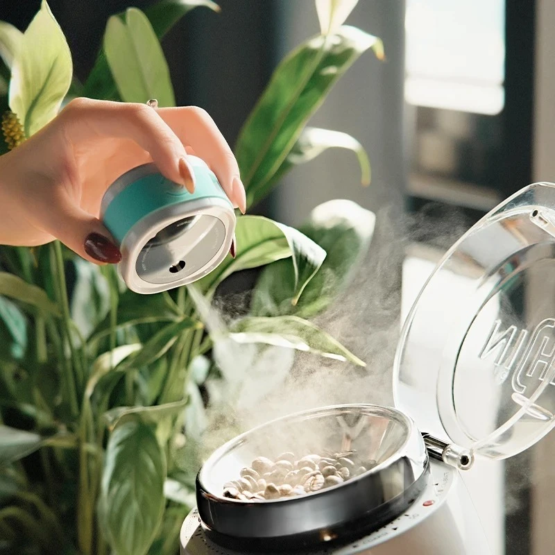 1/2 قطعة رذاذ حبوب البن ، 20 مللي زجاجة رذاذ أوتوماتيكية مضادة للكهرباء الساكنة ، ملحقات ماكينة الإسبريسو ، هدية لمحبي القهوة 2025