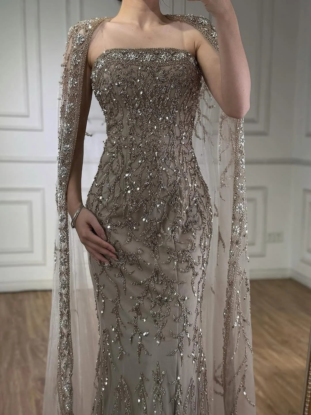 New Design Sexy Luxury Beading Sequins Tulle Charming Strapless Floor Length Elegant Mermaid Evening Prom Formal Party Dress