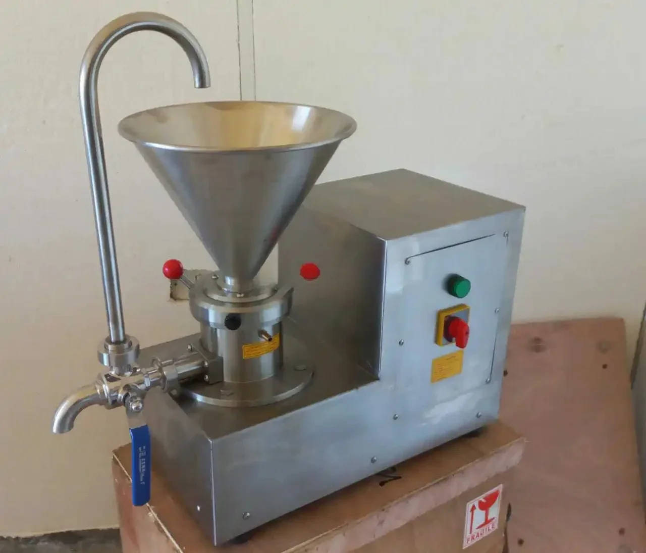 

Hot Sales Easy Operation Sesame Grinding Machine / Almond Milk Maker / Peanut Butter Making Machine HJ-MJS-60