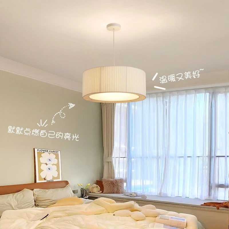 

Скандинавская дизайнерская плиссированная тканевая светодиодная подвесная лампа-люстра для спальни, гостиной, столовой, домашний потолочный светильник