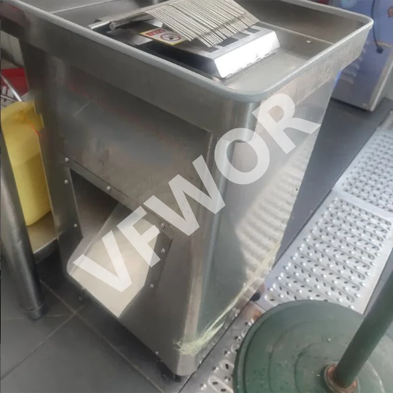  High Quality Automatic Vegetable Slicer Bird Meat Chopping Machine