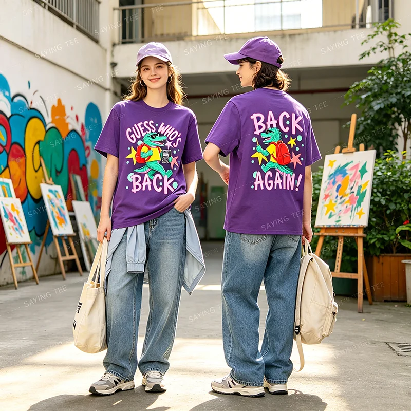 Ratet mal, wer wieder da ist: Gator Lustiges T-Shirt für Schüler und Lehrer zum Schulanfang, Y2K-Stil, beidseitig bedruckt, Grafik-Bekleidung, Neuartiges Spruch-T-Shirt – Detail 10