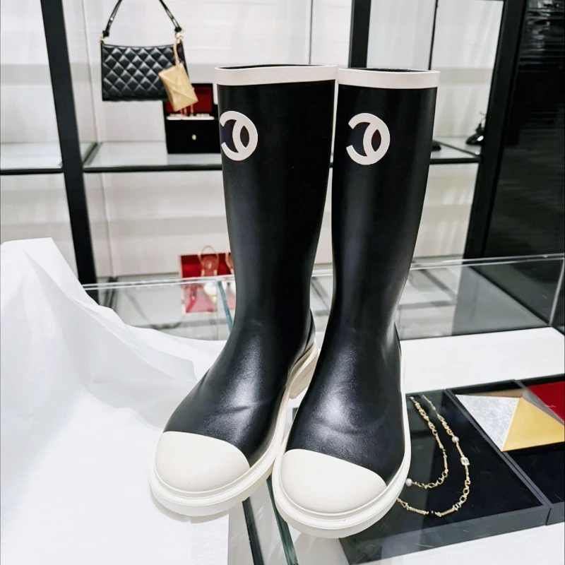 

2026 New Style Boots - Vintage Trendy Anti-slip Rain Boots, Round Toe Long Boots, Versatile Thick-soled Mid-calf Boots