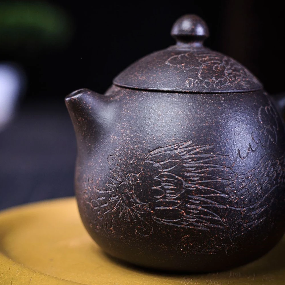 dragon carved egg shape tea pot with 7 infuser holes marked master pots 170ml orignal ore real yixing zisha black galaxy clay