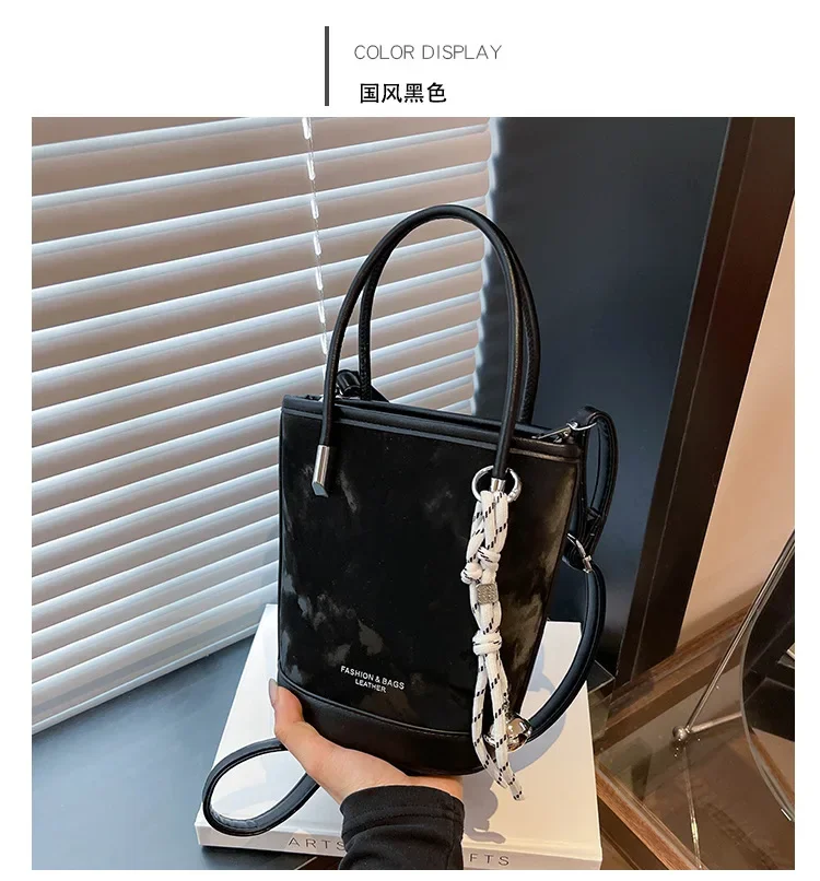 

2025 Luxury! Korean - Style Fashionable Handheld Bucket Bag for Women - Casual Retro, Versatile Small Tote