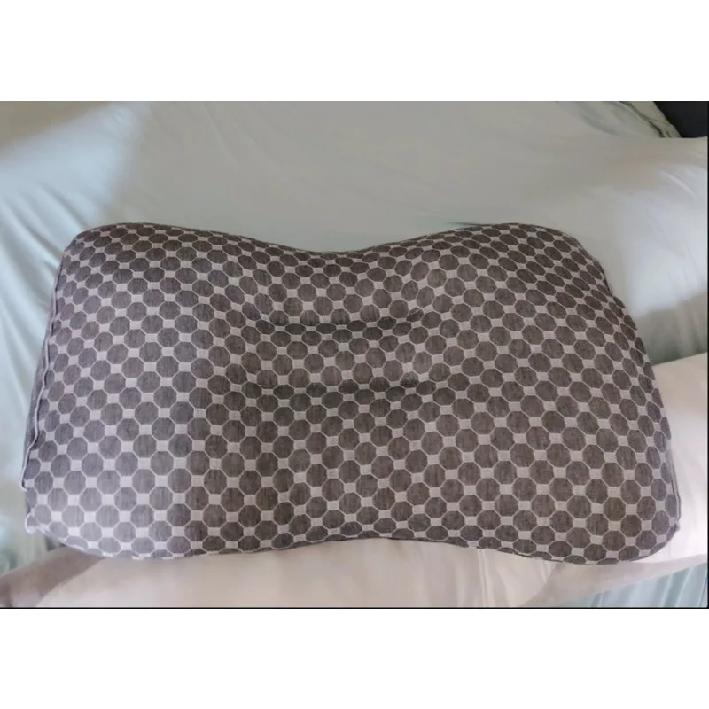 Knitted Ergonomic Neck Pillow, Breathable Black Bean Massage Pillow Soft Skin Friendly for Home