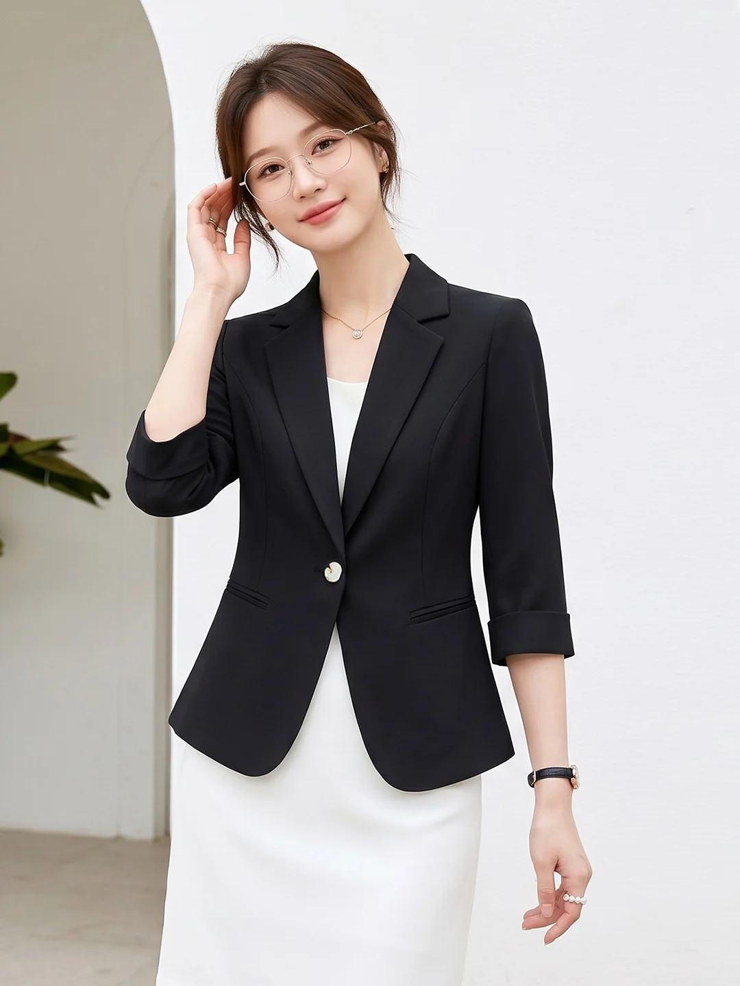 

Elegant Black Suit Jacket Women's Slim Fit Three-Quarter Sleeve Commute Style Fashionable Breathable Polyester Fiber