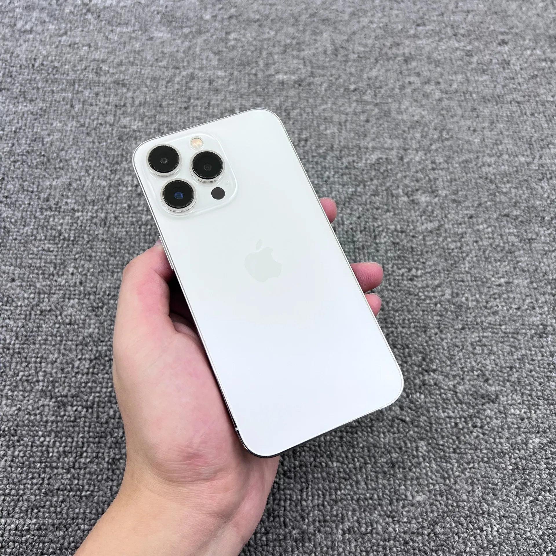 Apple iPhone 13 Pro 6.1" 128GB 256GB 512GB ROM Original Retina OLED RAM 6GB IOS Face ID NFC Unlocked 5G Used Mobile Phone