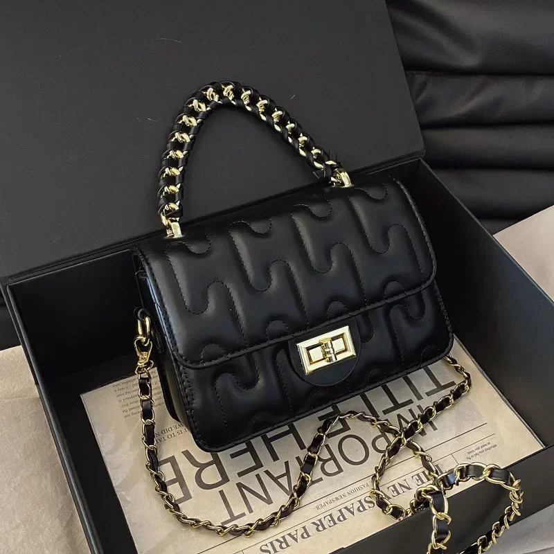 Bolsa crossbody luxuosa com corrente de diamante 2025 – mini bolsa de ombro moderna com trava para celular feminino e itens essenciais