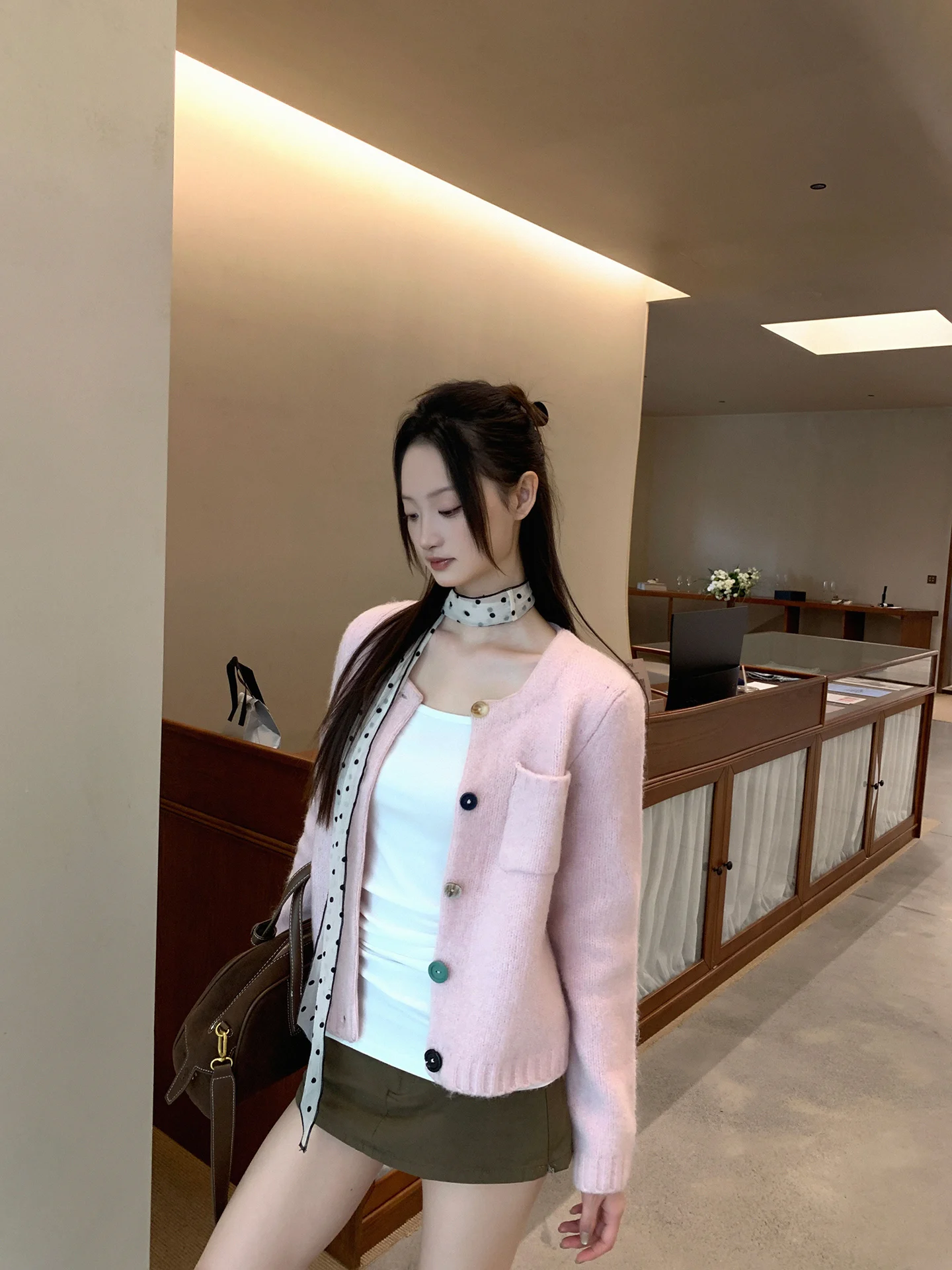 وشاح حريري بنقاط حمراء للنساء، تصميم جديد لعام 2025، ربطة عنق طويلة أنيقة، وشاح بتصميم فيونكة عصري على الطراز الكوري لفصلي ال... #4