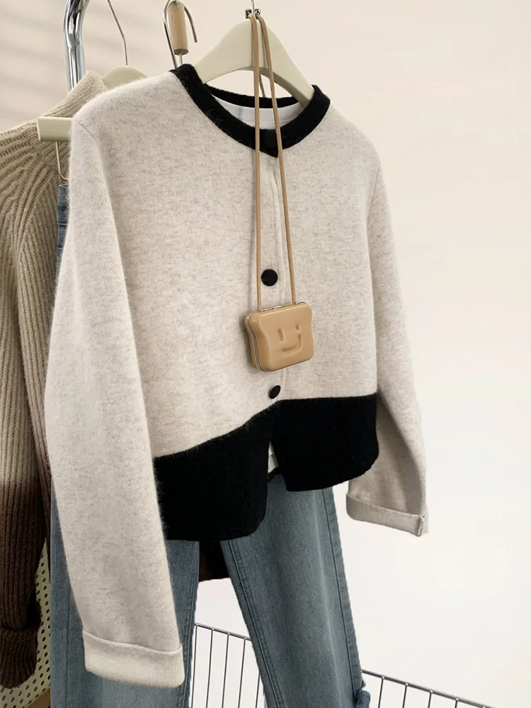 Women Knit Cardigan 2024 Autumn Winter New Contrast Color Long Sleeve Pullover Tops Vintage Loose Sweater Coat