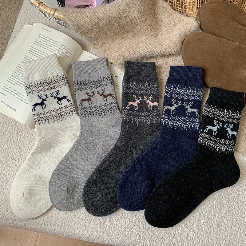 

Women's Socks Novelties Casual Cartoon Socks Christmas Warm Breathable Classic Color Girls Thick Socks Long Warm Comfort Outdoor