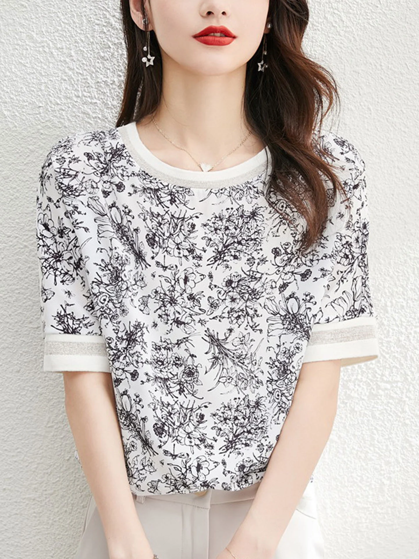 

Ele Summer ort Sve T-irt Hooded Versatile Sle Water-Media Print Korean Version Straight Cut Silk Women's Top