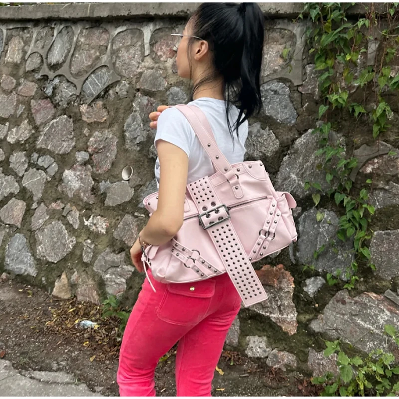 Y2k Nieten-Gürtelschnallen-Handtasche, Damen Motorrad Biker Punk-Stil Metall-Nieten-Schultertasche, Koreanische Y2k Mädchen Reißverschluss-Tragetasche – Detail 10