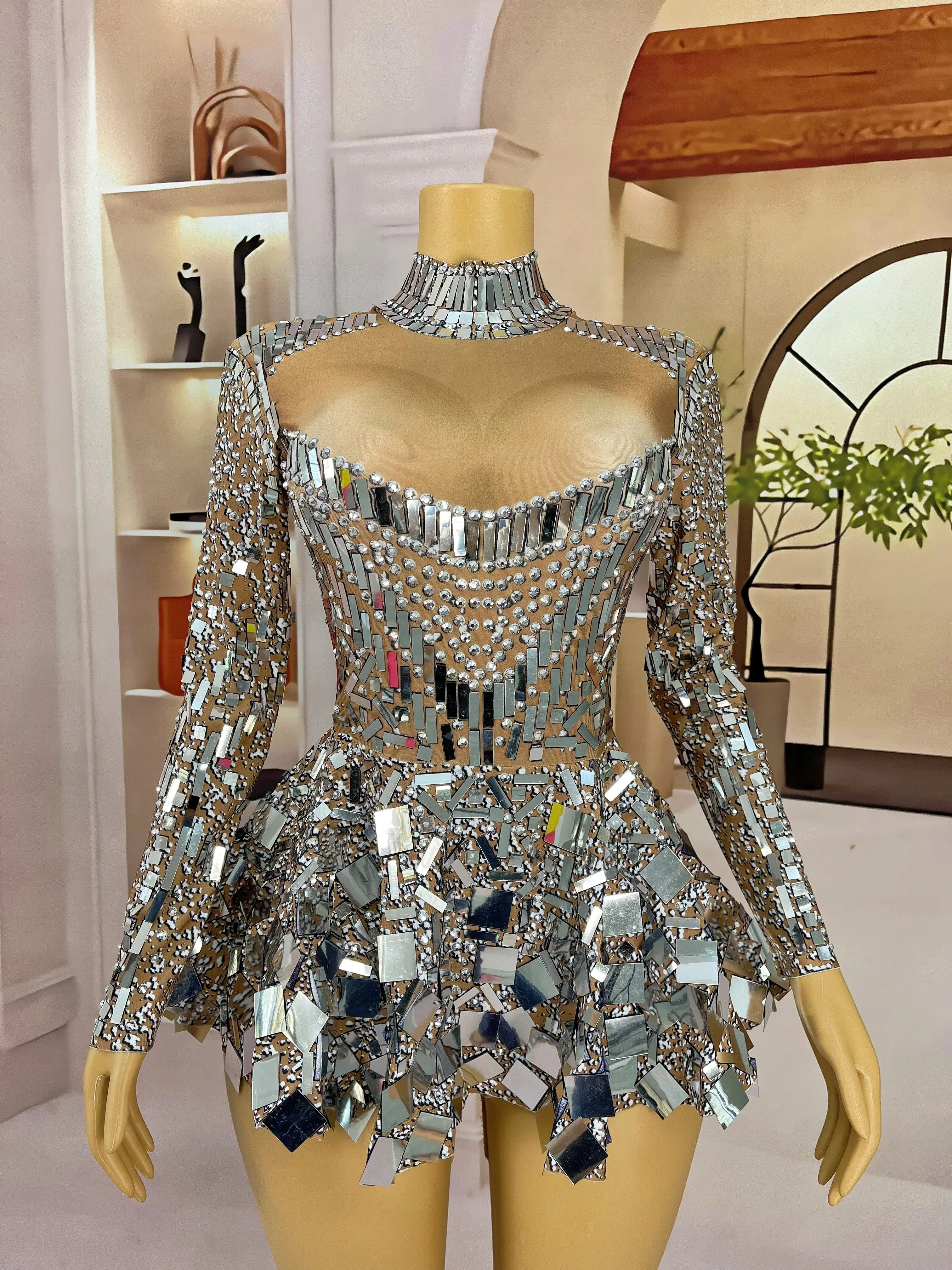 High Quality Perform Costume Sparkly Silver Rhinestones Sequins Ultrashort Dress Women Singer Dancer Stage Outfit Lianpianqun