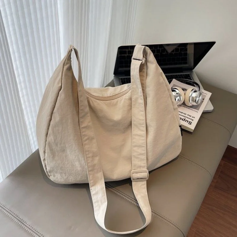 

Гладкая шикарная новинка 2025 года, женская роскошная брендовая кожаная большая сумка известного дизайнера, винтажная популярная повседневная сумка ​