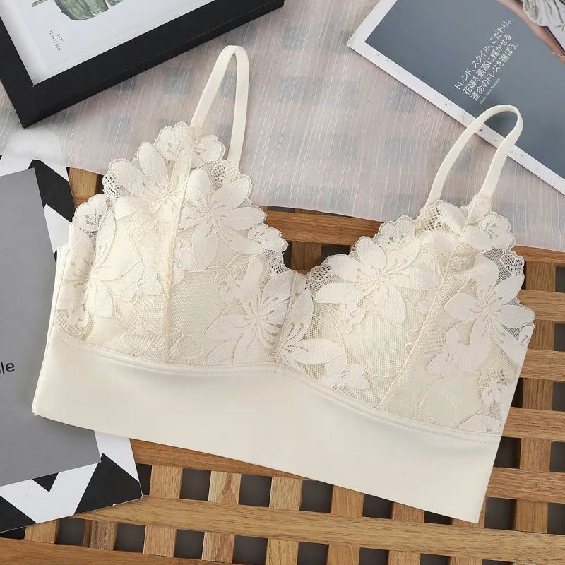 New M L Thin French Style Bralette Lace Wireless Triangle Cup Women Lingerie Soft Bra Seamless Underwear Deep V Girls