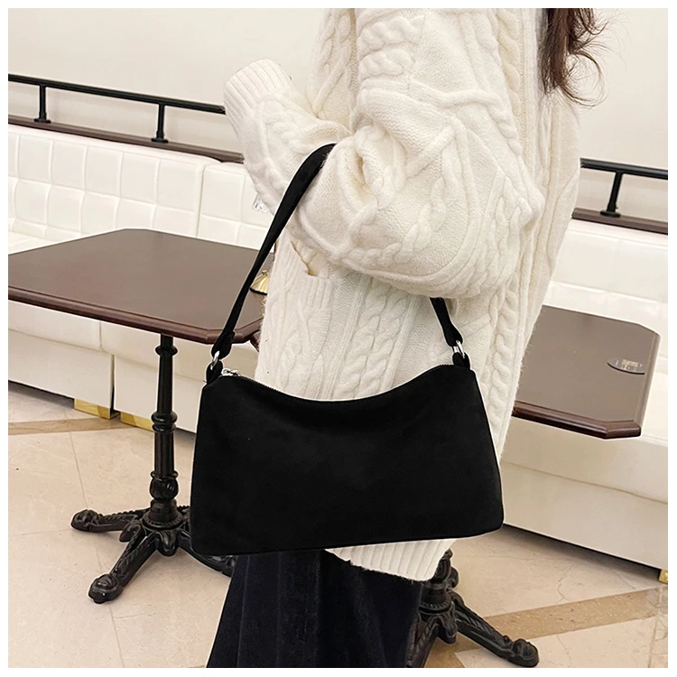 

Solid Faux Suede Large Capacity Simple Sweet Shoulder Bags Autumn and Winter 2025 Hot Sale Commute Casual Women's Crossbody Bags