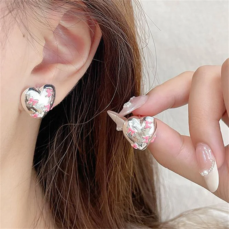 1 par de pendientes delicados y bonitos con forma de corazón y lazo para mujeres y niñas, pendientes versátiles a la moda, accesorios de joyería fina, regalos