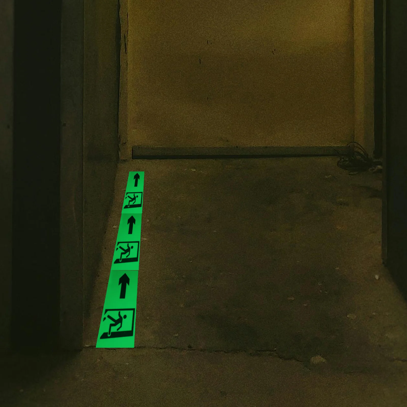 1 Roll Night Glow Tape For Safety Path Self-Illuminating Warning Sticker Luminous Facility Direction Sign Caution Decal