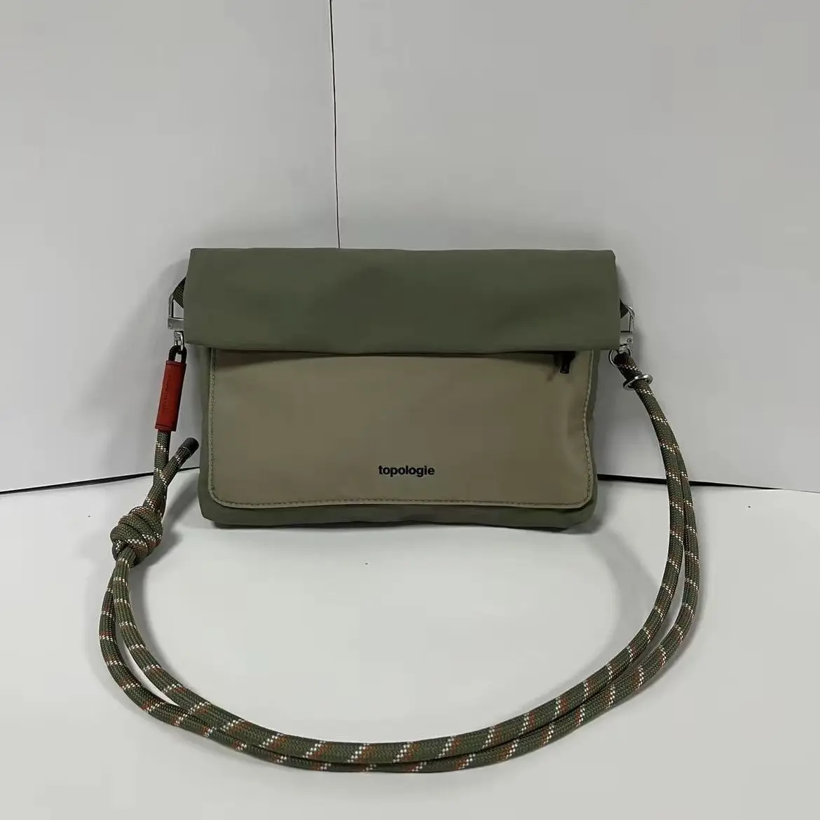 

topologie Crossbody Bag Small Flap Top Shoulder Handheld Waterproof Phone Passport Pouch Mini Purse for Travel