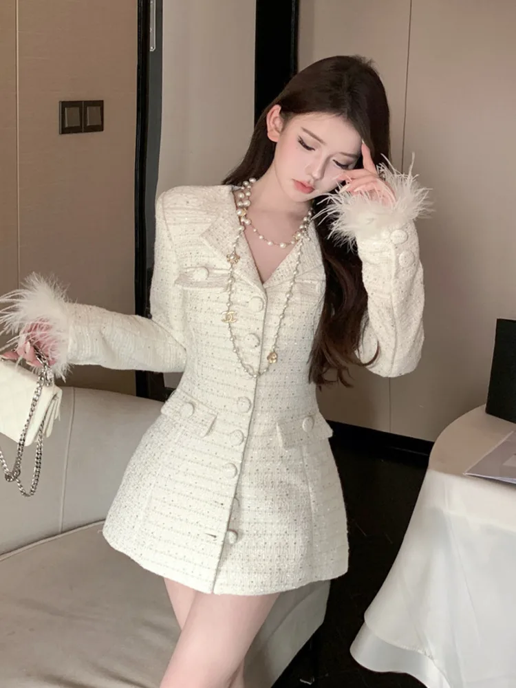 High Quality Elegant Fur Patchwork Women Outerwears 2024 Winter Single Breasted Korean Fashion Slim Waist Medium-long Coat