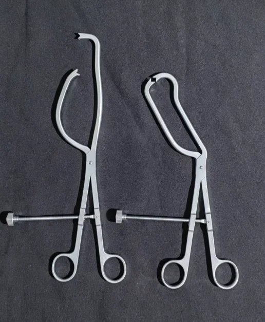 Pelvic Reduction Forceps Adjustable Self Locking Clamp Straight Curved Head Stainless Steel Orthopedic Reduction Instrument