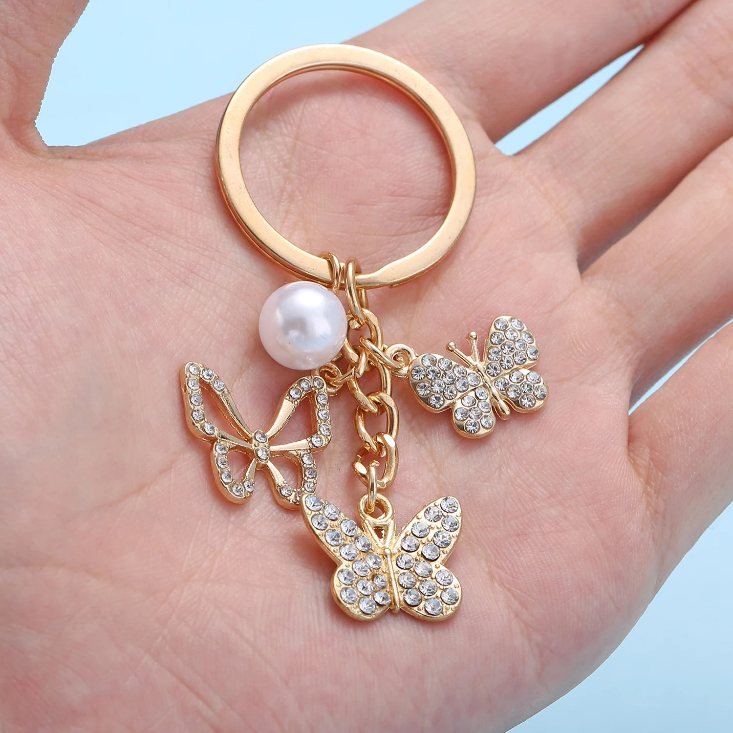 1pc Fashionable Charm Alloy Butterfly Keychains With Rhinestone, Metal Water Drill Keychain Pendant Small  Accessory